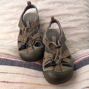 Women's Keen Waterproof Hiking Watersport Sandals Size 9